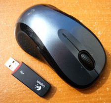 Logitech LX8 Wireless Laser Mouse + Receiver Bright Silver M-BCK135 Clean Tested picture