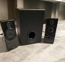 INSIGNIA 2.1 Computer Speakers & Subwoofer NS-PCS41  - Black working picture