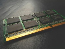 Memory, 256mb synch 133mhz cl2, crucial ct32m64s4d7e.16lt picture