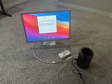 Apple Cinema Display A1083 30-inch picture