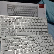 Macally Compact Wireless Bluetooth Keyboard Black - Used Untested picture