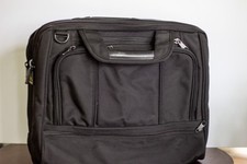 Brenthaven Laptop Bag Messenger Notebook Case Black 3480 Triload 15.4