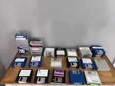 Lot of 138 3.5” Floppy Disks  Vintage media 1989-90 picture