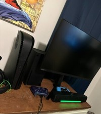 Samsung 28” Odyssey G70A picture